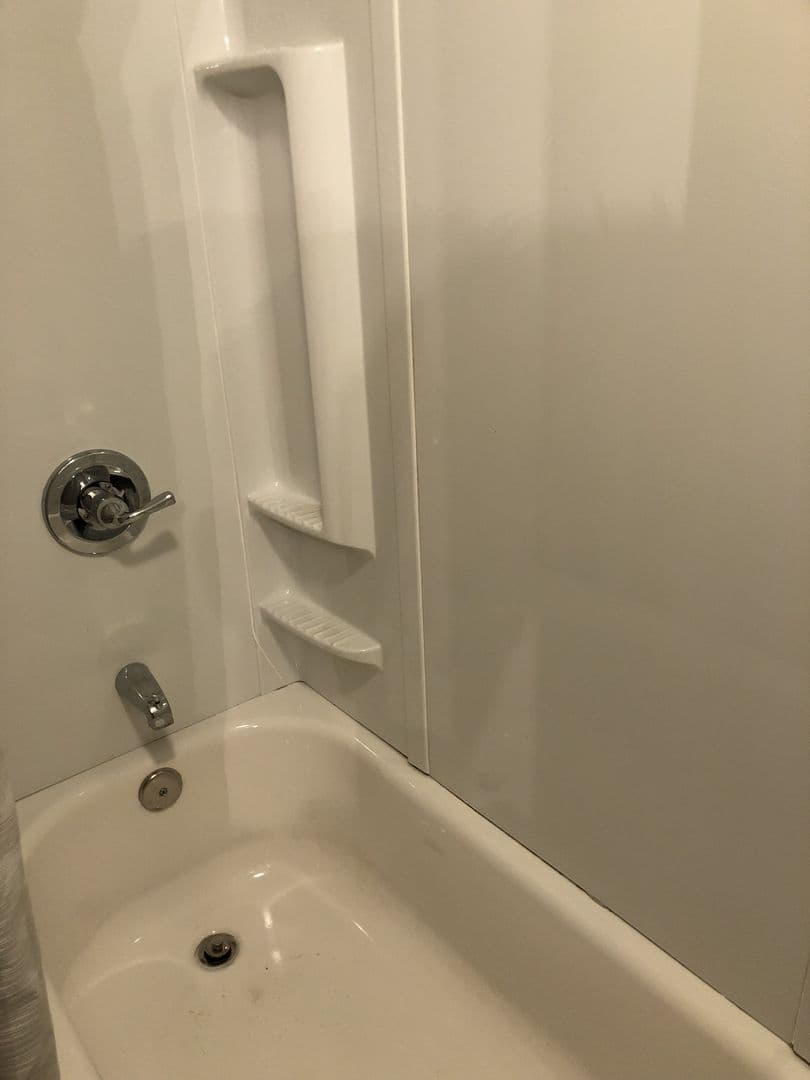 Conneaut Lake Apartment: 290-330 N Third St