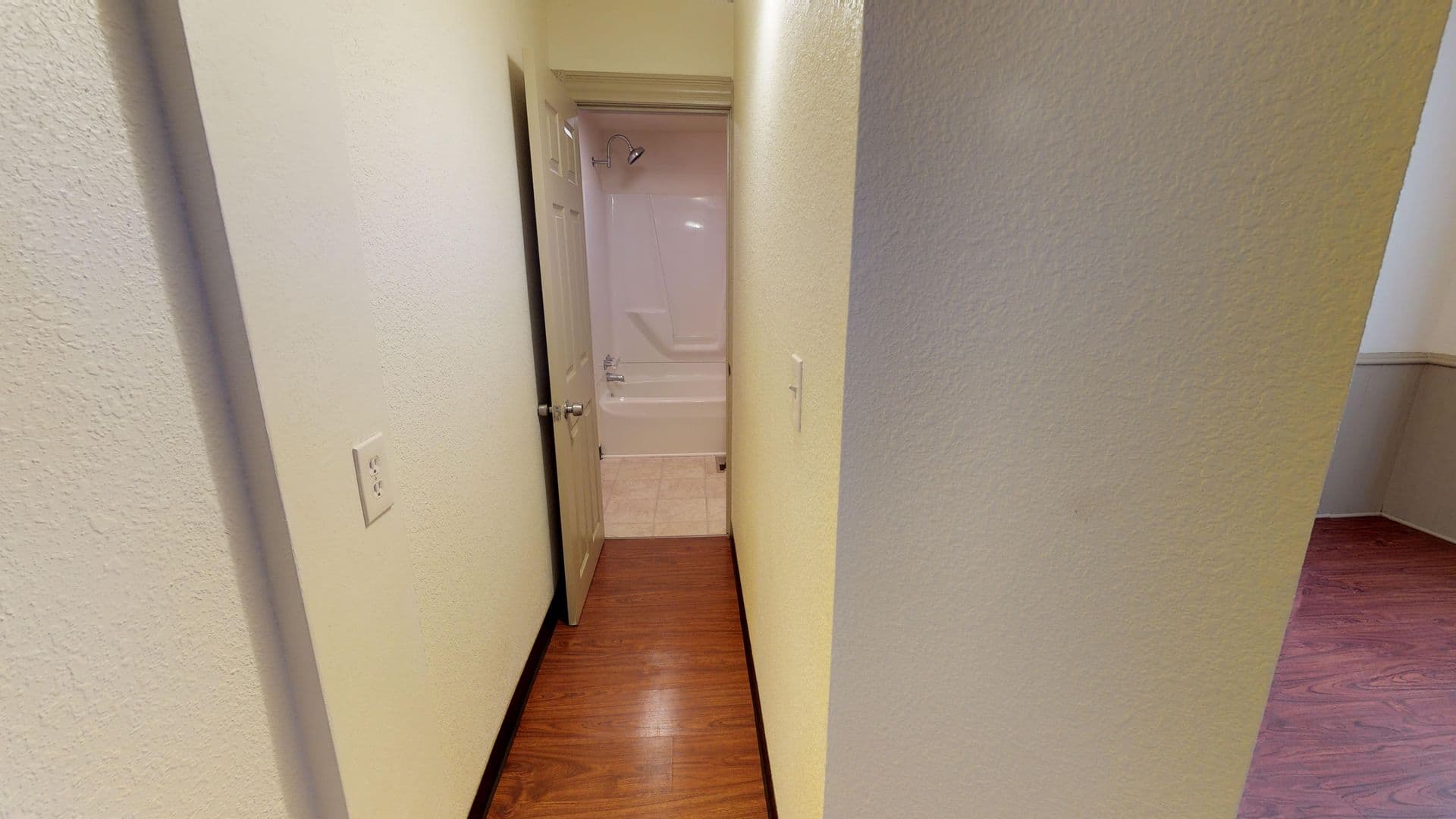 Meadville Apartment: 464 Poplar