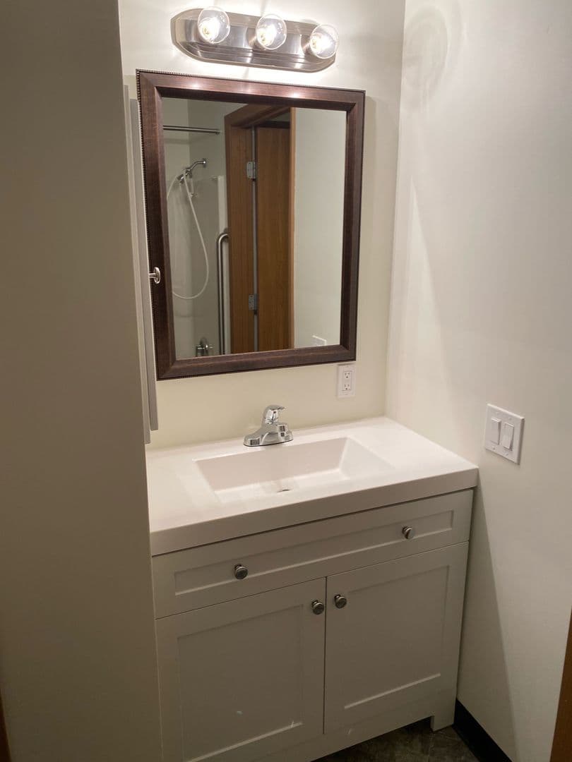 Meadville Apartment: 218 Chestnut St
