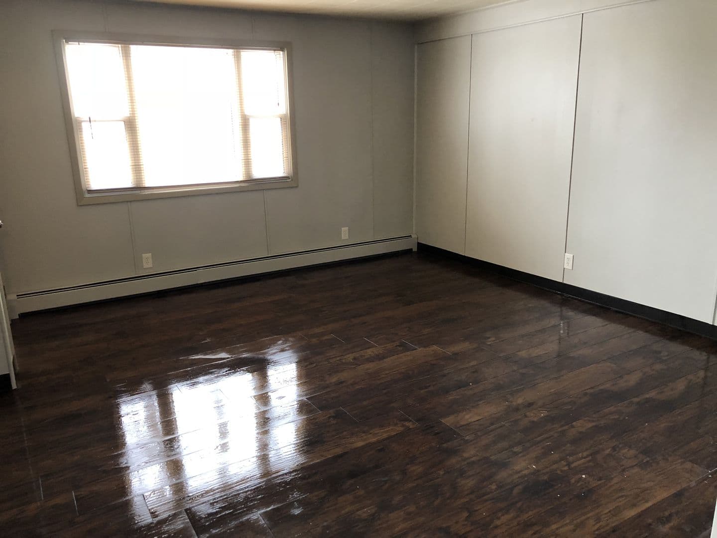 Conneaut Lake Apartment: 290-330 N Third St