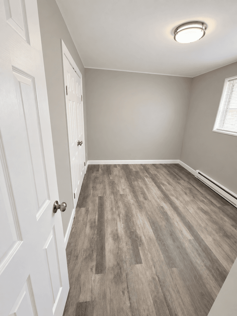 Edinboro Apartment: 101-103 Green Oaks Drive