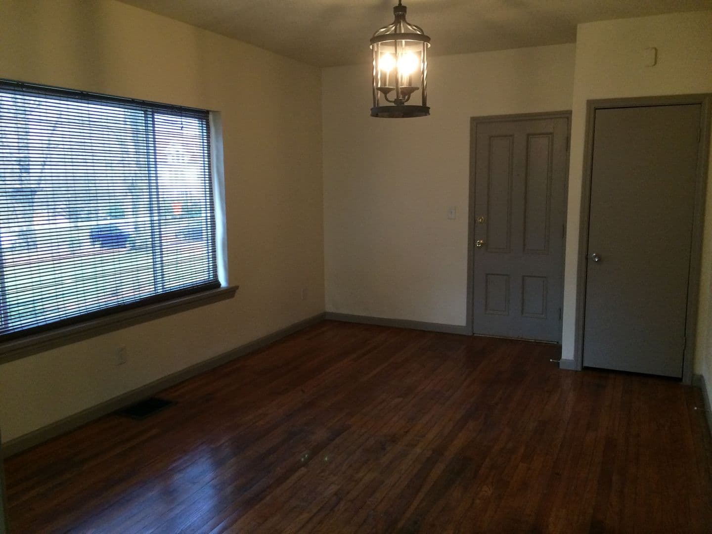 Meadville Apartment: 884 Grove St