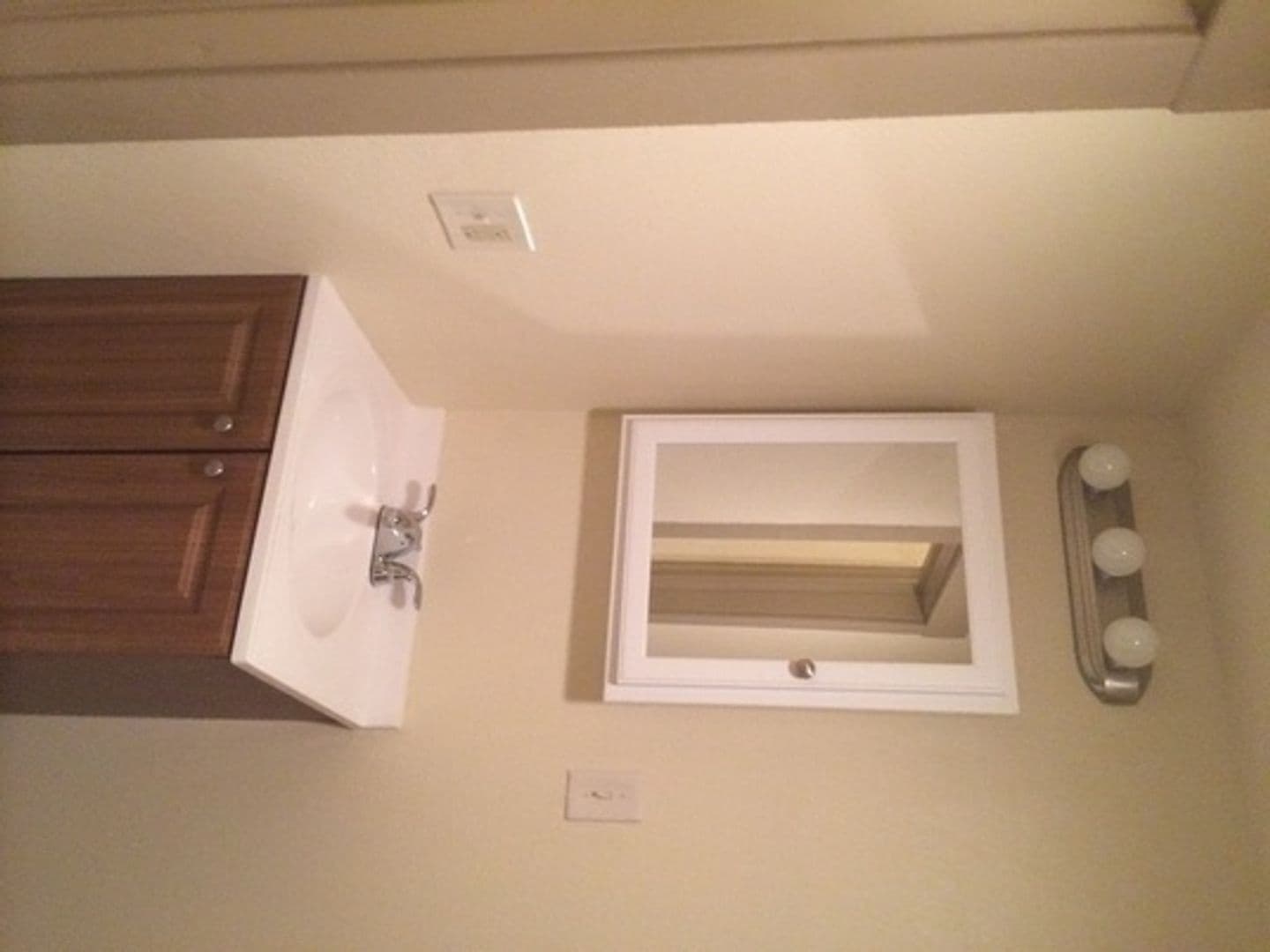 Meadville Apartment: 464 Poplar