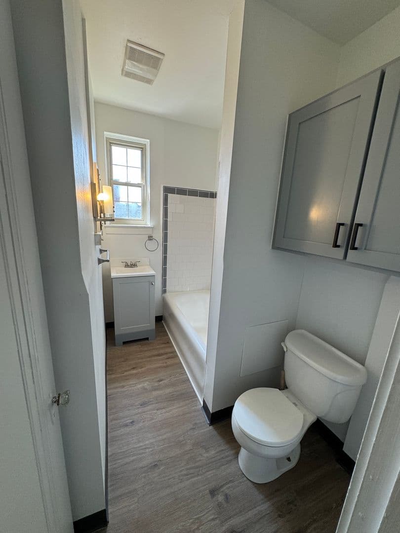 Meadville Apartment: 572 Chestnut St