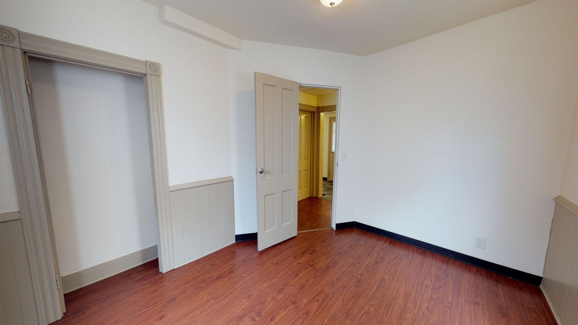 Meadville Apartment: 464 Poplar