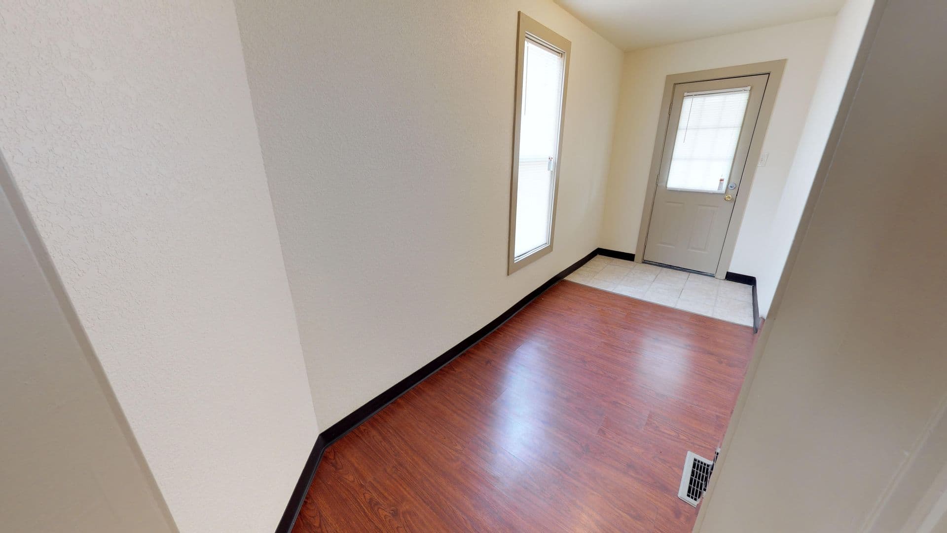 Meadville Apartment: 464 Poplar