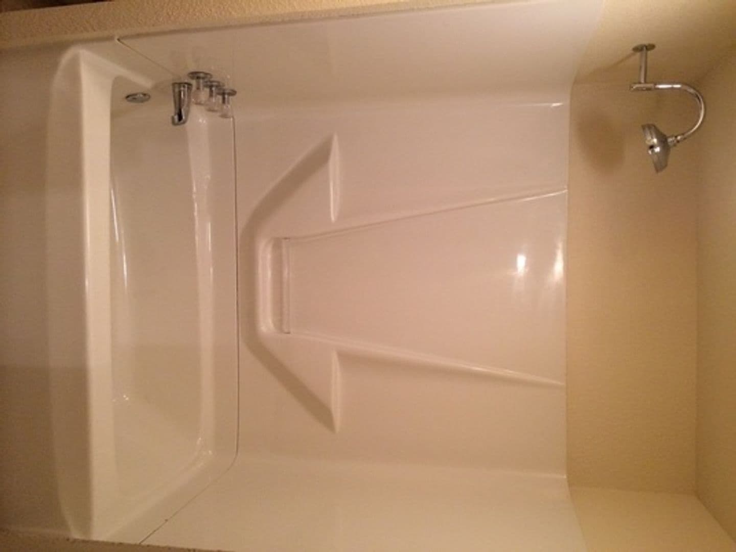 Meadville Apartment: 464 Poplar