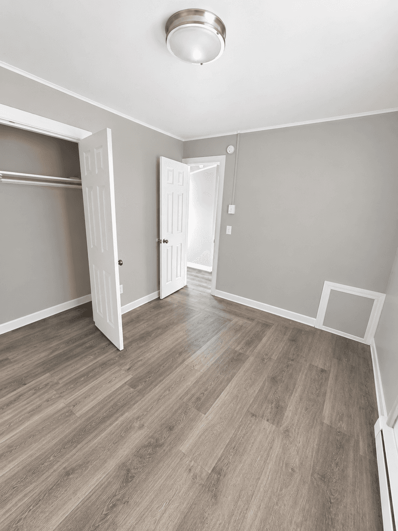 Edinboro Apartment: 101-103 Green Oaks Drive