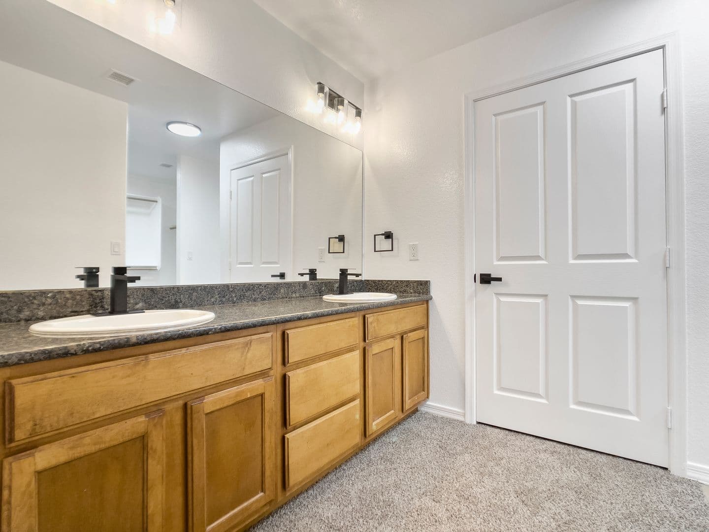 Glendale Apartment: 8050 N 61st Ave