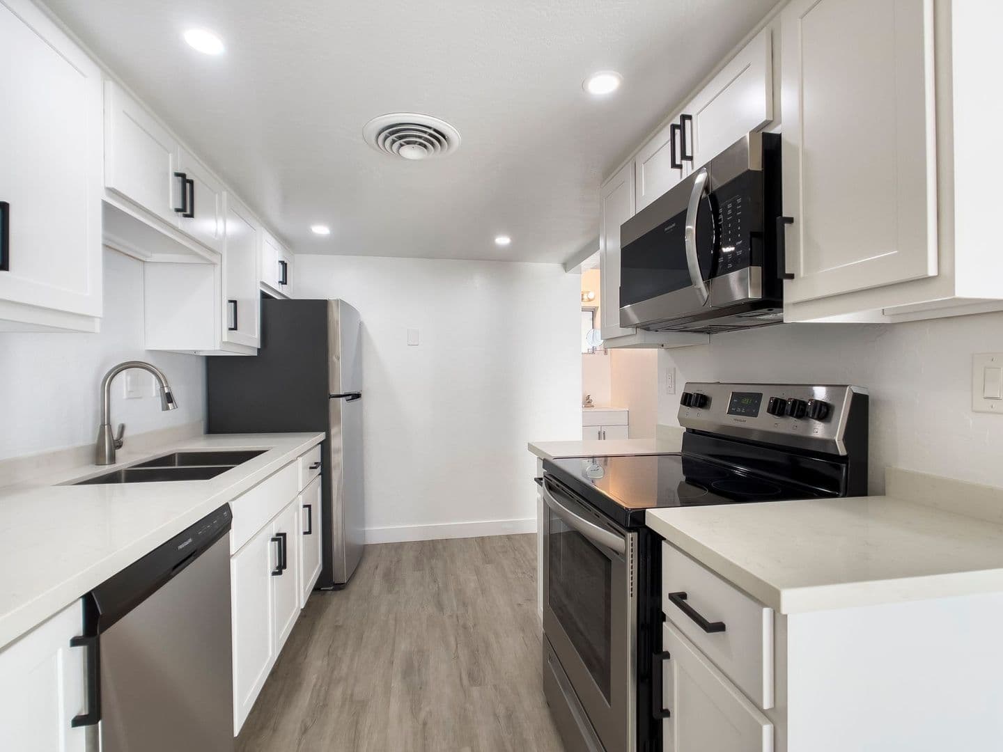 Phoenix Apartment: 4711 N 15th Street