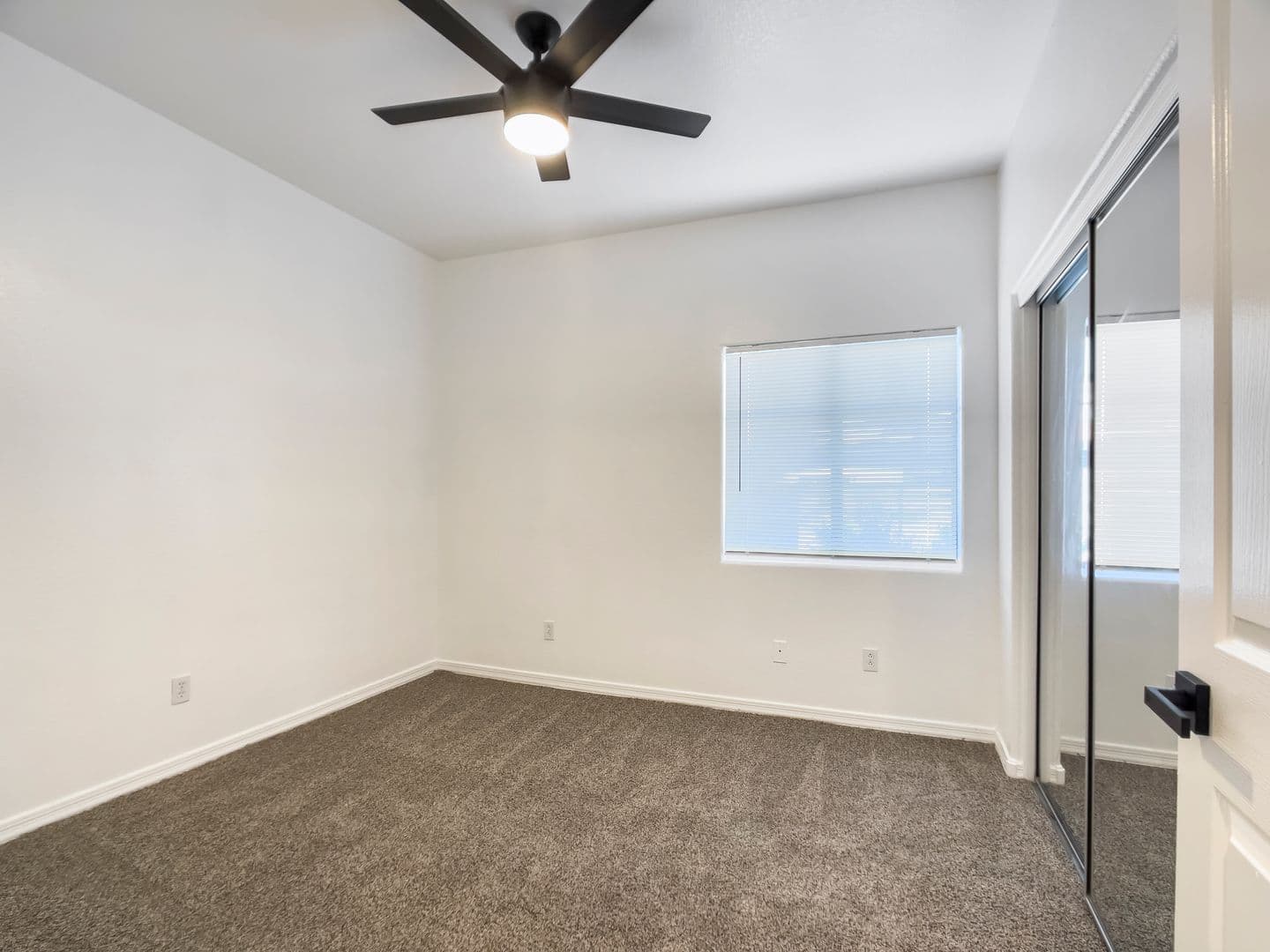 Glendale Apartment: 8050 N 61st Ave