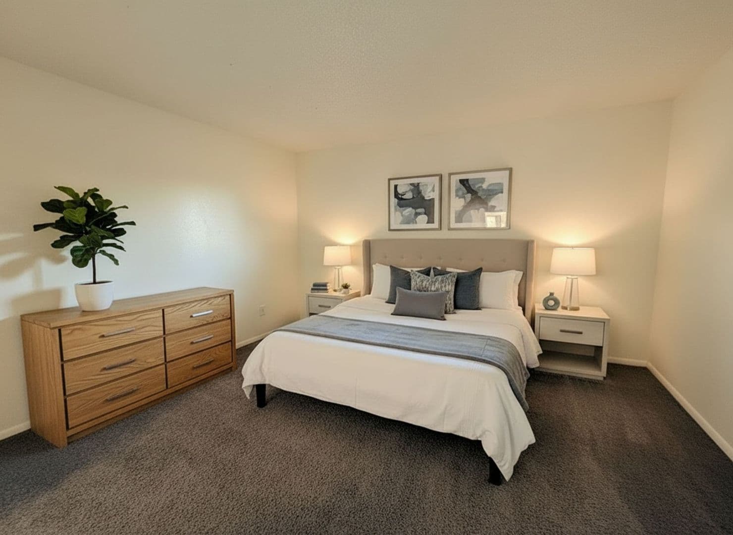 Tempe Apartment: 1850 E Hayden Ln