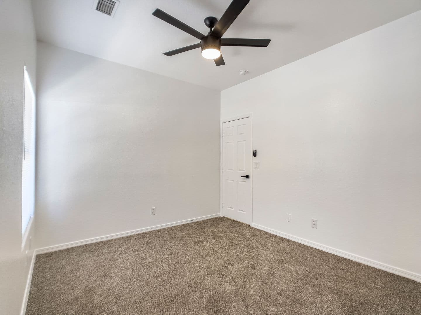 Glendale Apartment: 8050 N 61st Ave
