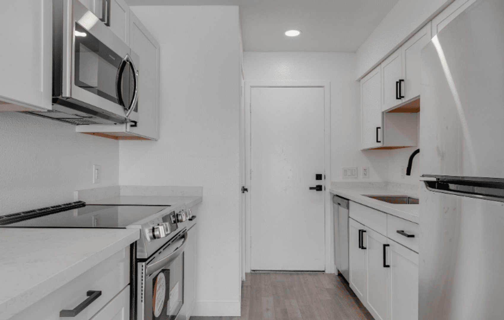 Phoenix Apartment: 2015 West Union Hills Dr