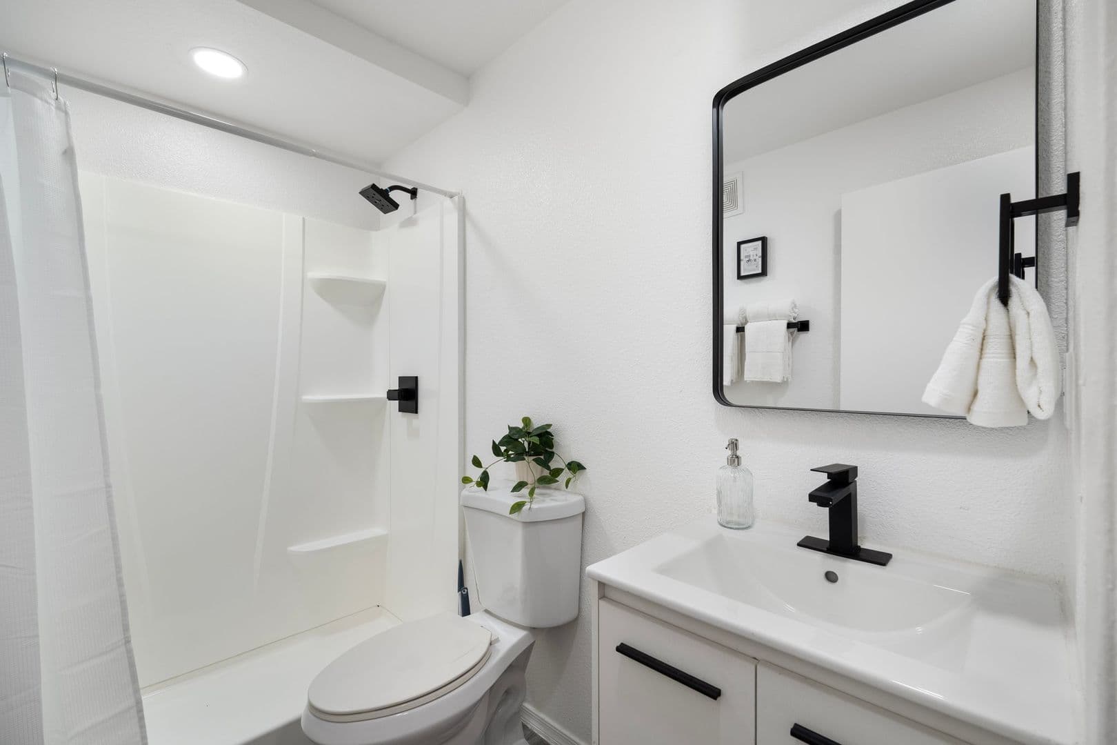 Tempe Apartment: 1206 E Lemon Street