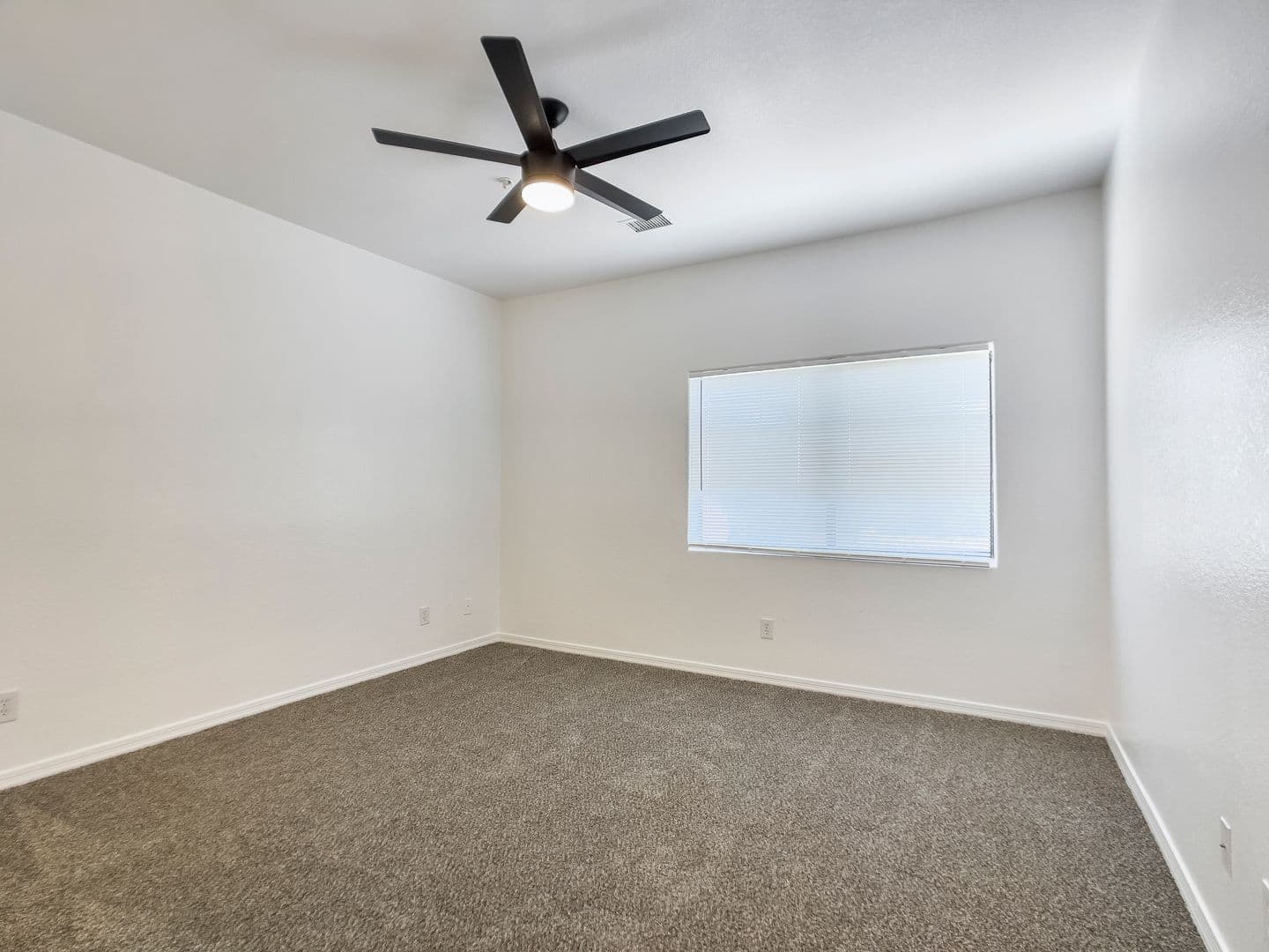 Glendale Apartment: 8050 N 61st Ave