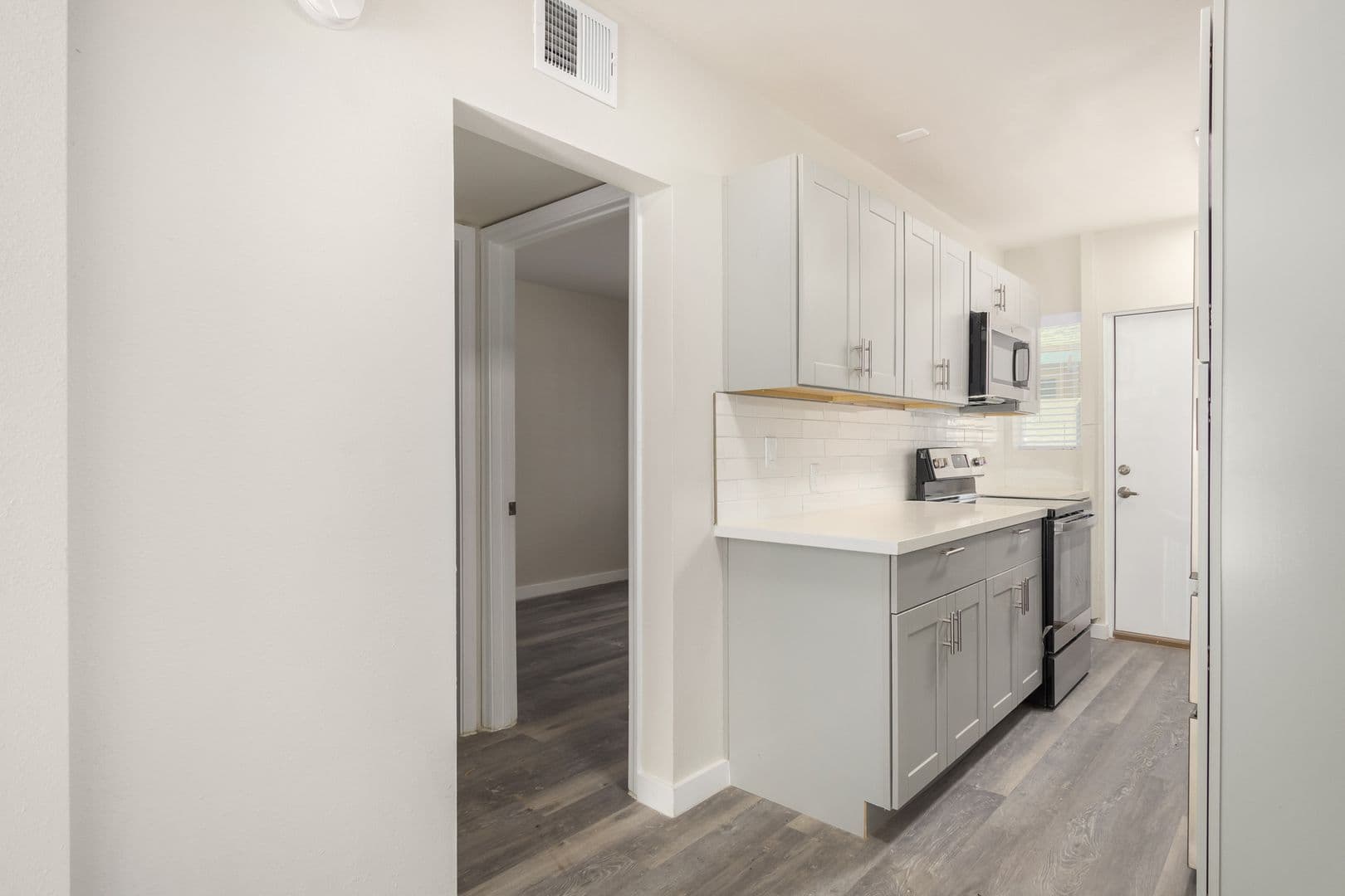 PHOENIX Apartment: 821 N 4TH AVE