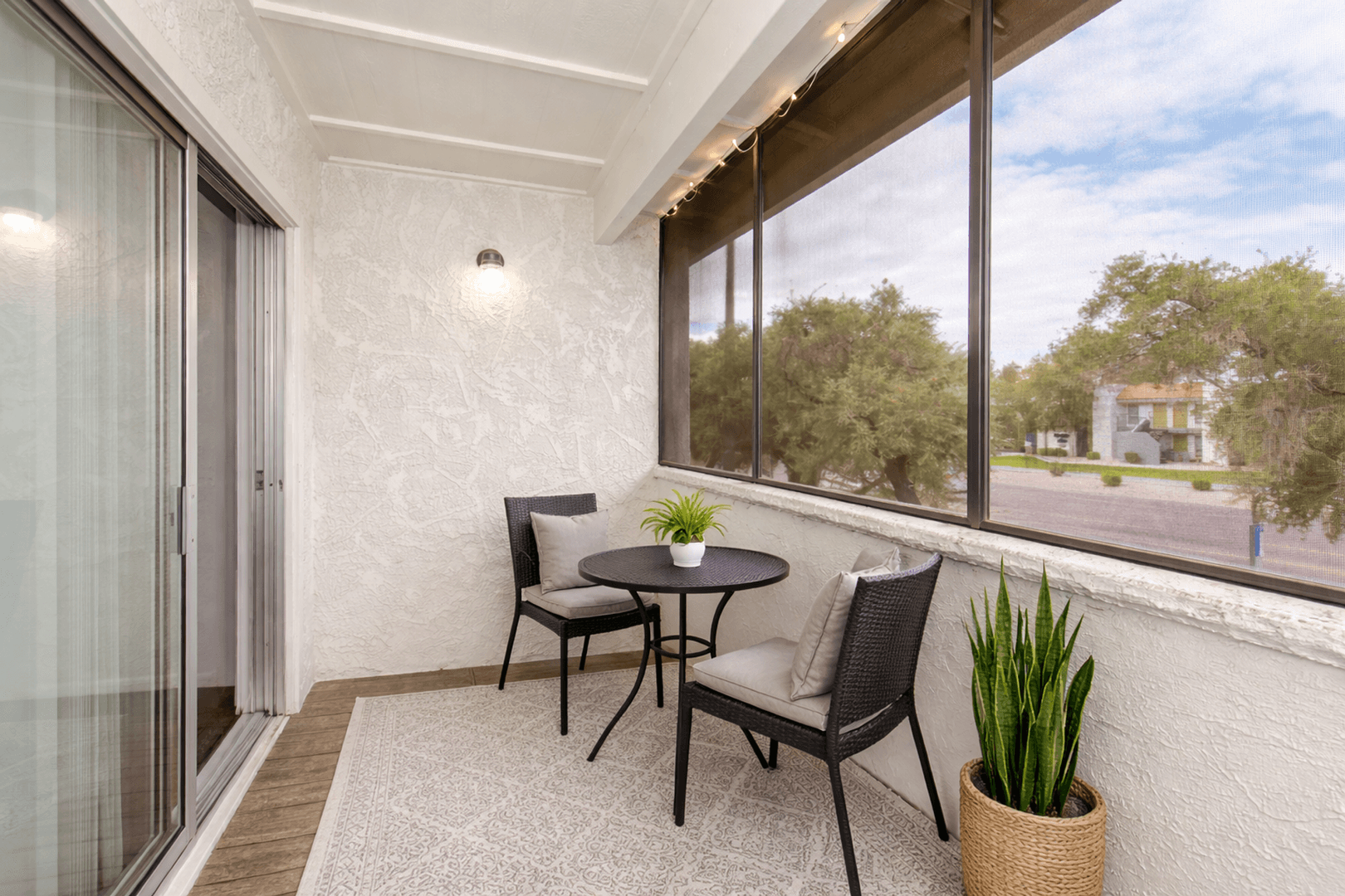 Tempe Apartment: 1850 E Hayden Ln