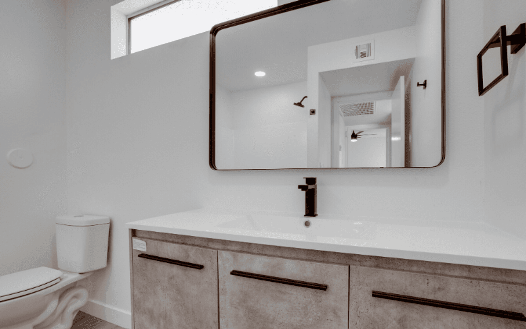 Phoenix Apartment: 2015 West Union Hills Dr