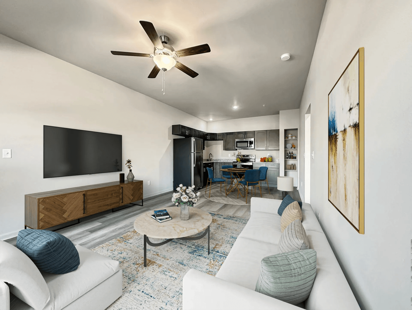 Warner Robins Apartment: 651 Osigian Blvd