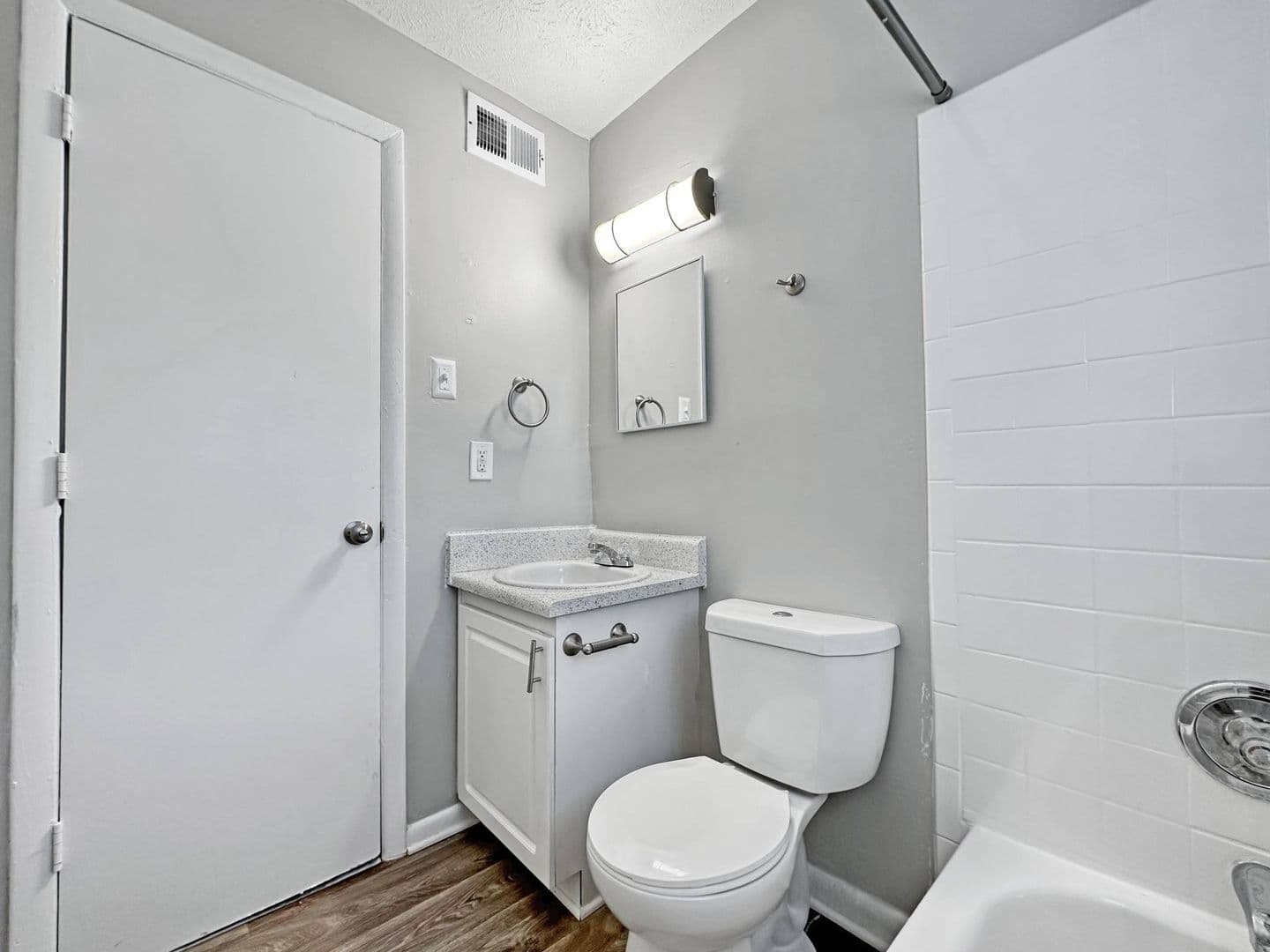 Atlanta Apartment: 3820 Old Cascade Road SW