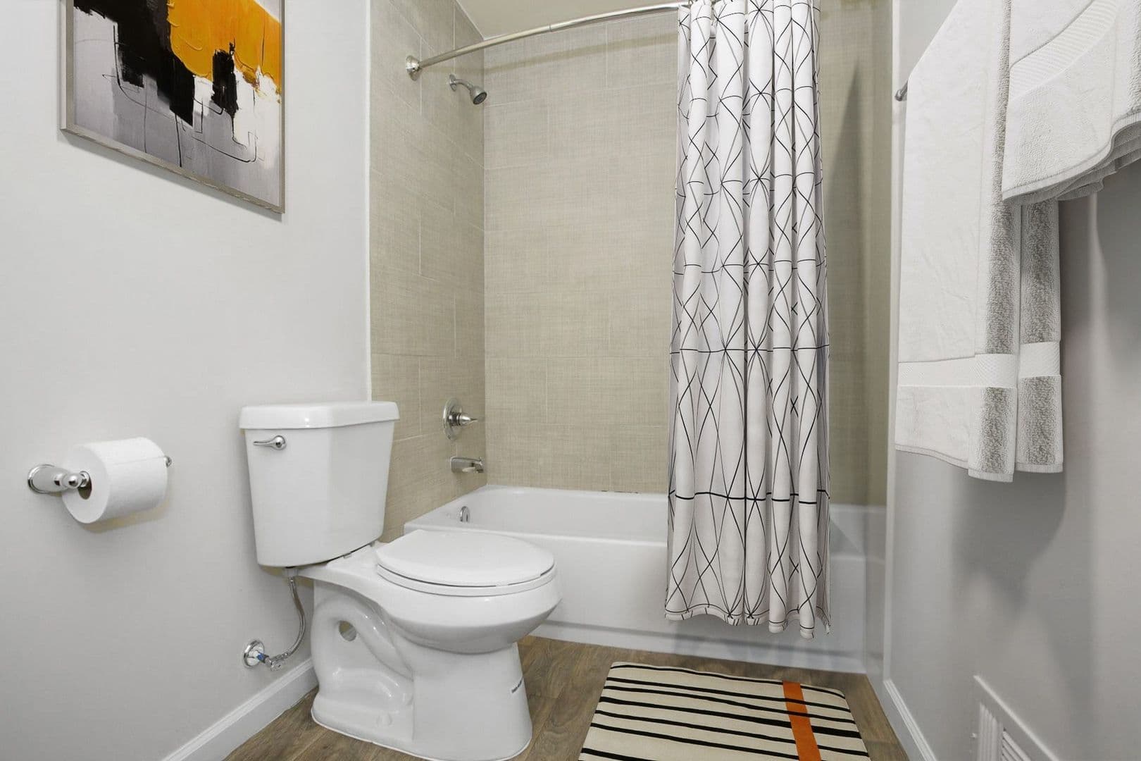 College Park Townhome: 2001 Godby Rd