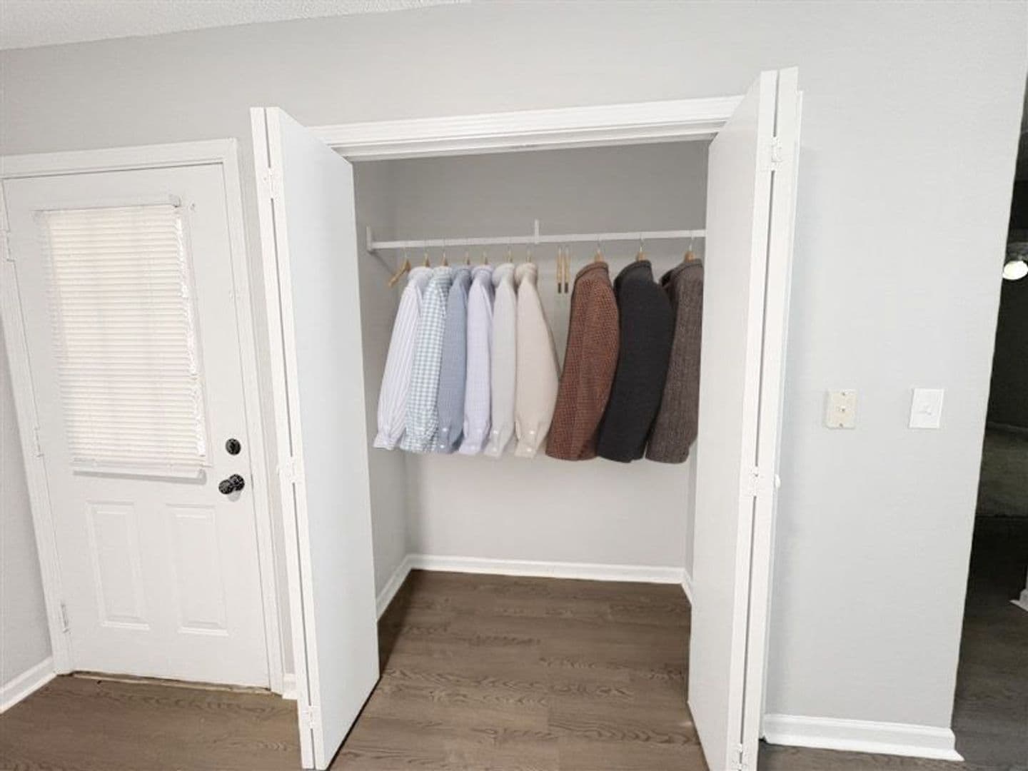 Carrollton Apartment: 300 Bledsoe Street