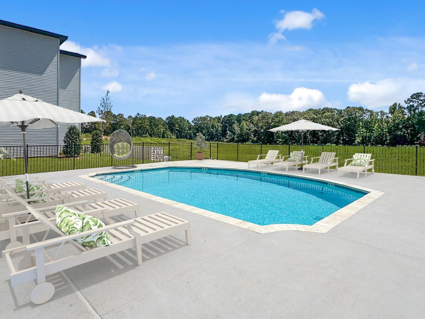 Warner Robins Apartment: 651 Osigian Blvd