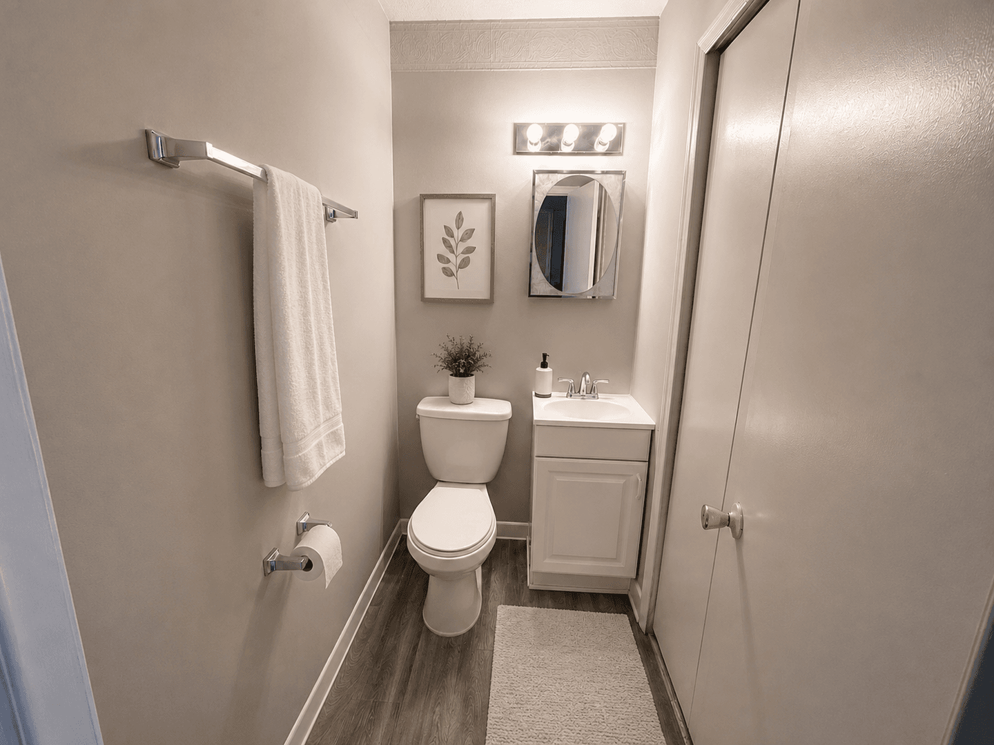 College Park Townhome: 1951 Southampton Rd
