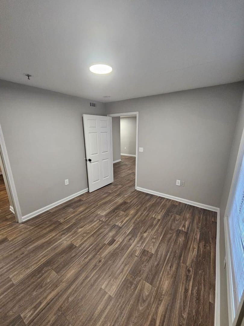 Clarkston Apartment: 790 N Indian Creek Dr