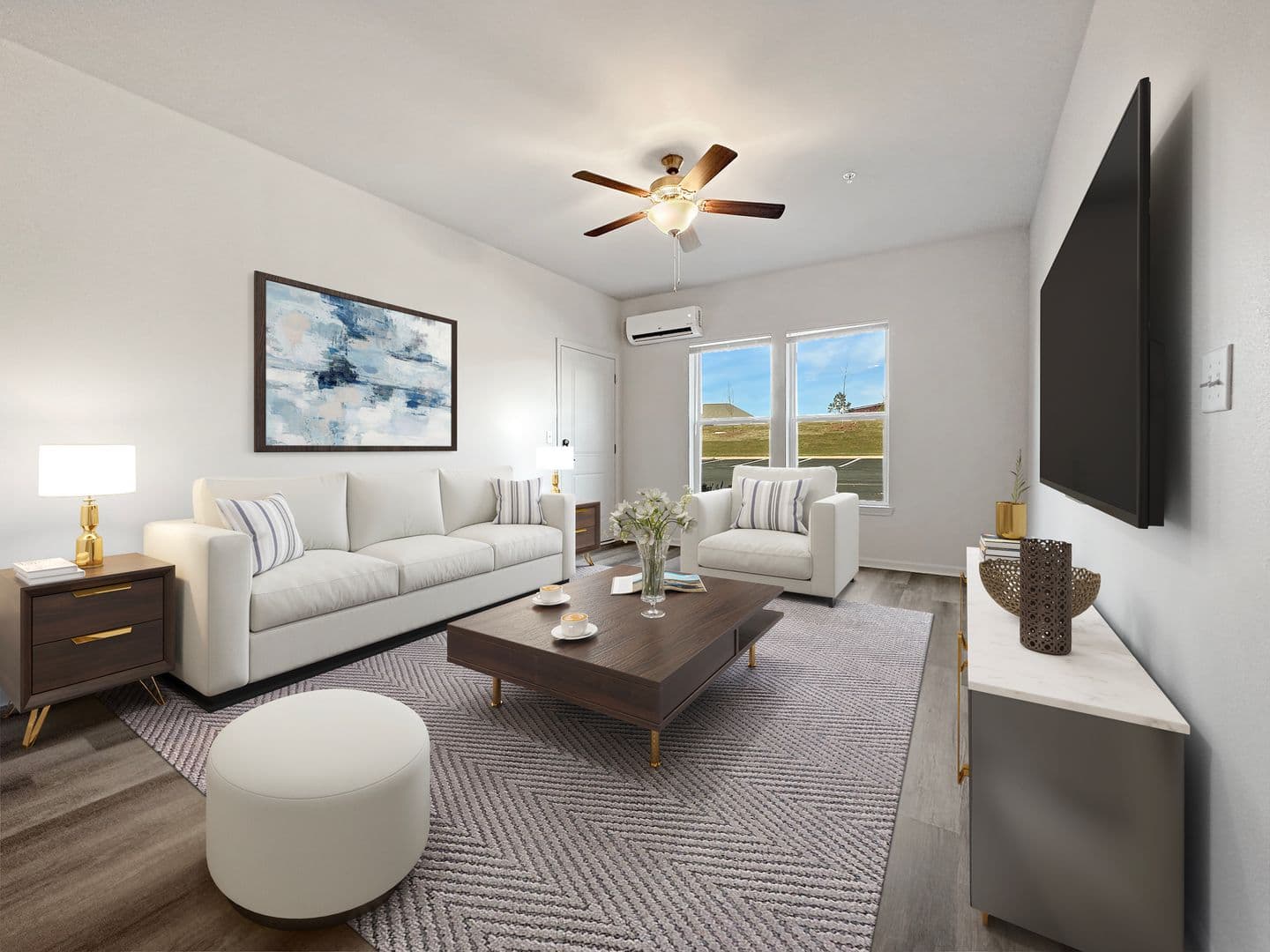 Warner Robins Apartment: 651 Osigian Blvd