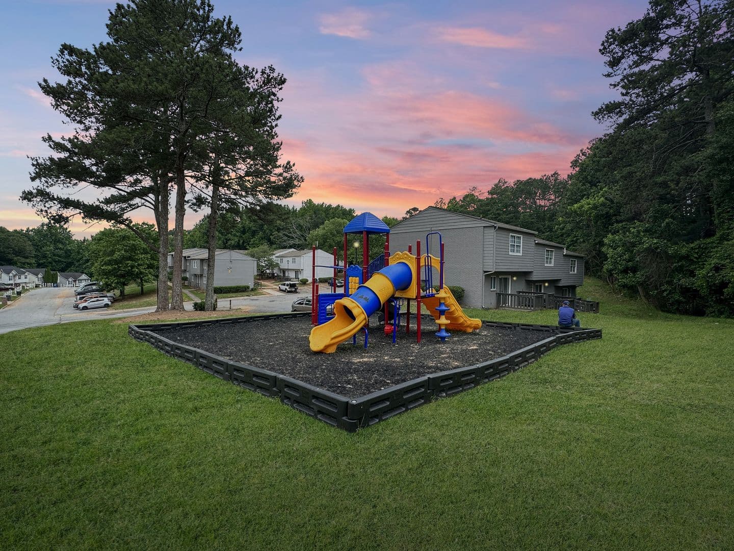 Austell Townhome: 420 Shenandoah Trail