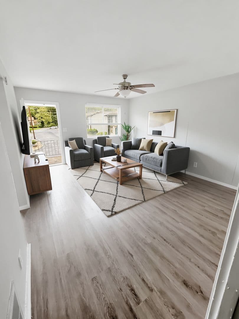 Forest Park Apartment: 4663 Waldrop Dr