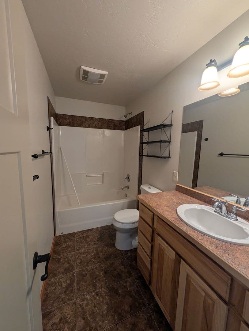 Missoula House: 2107 Kensington Ave
