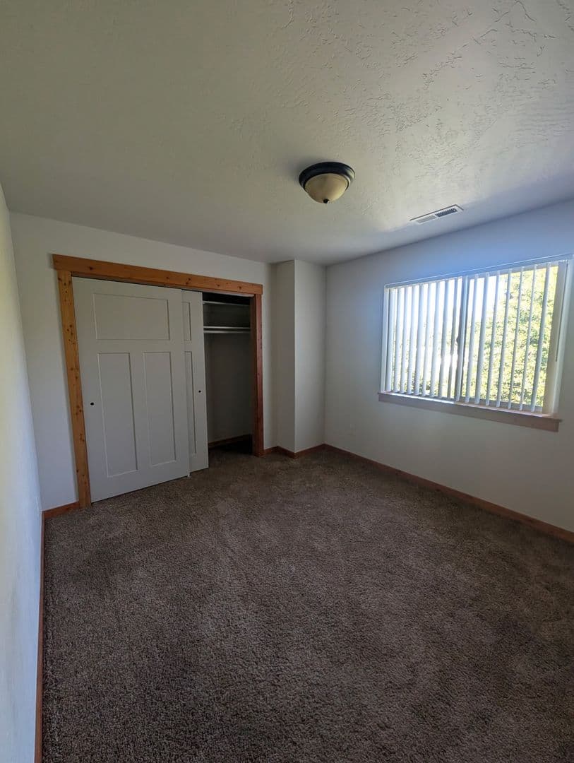 Missoula House: 2107 Kensington Ave