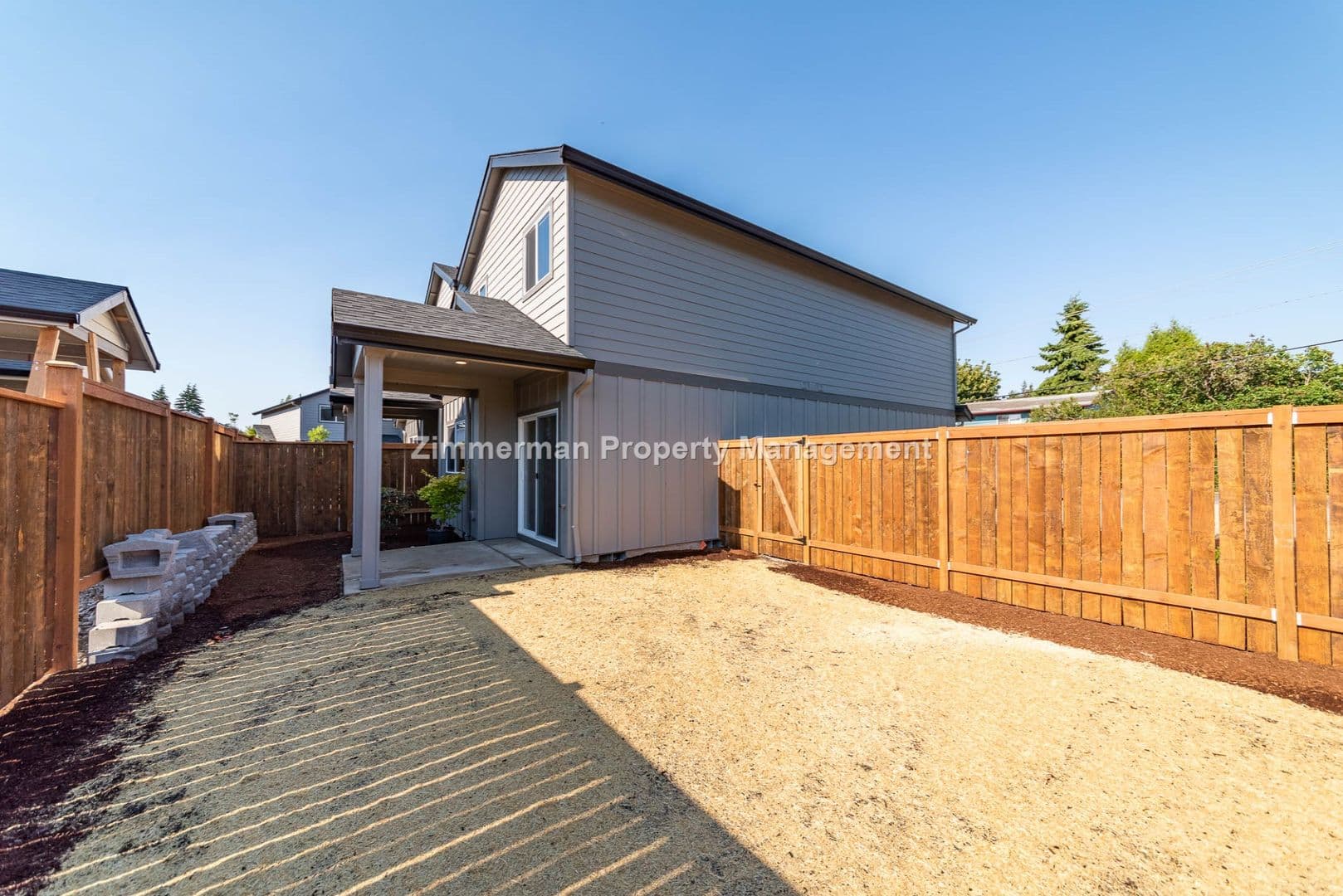 Eugene Apartment: 2603- 2605 Justine Lane