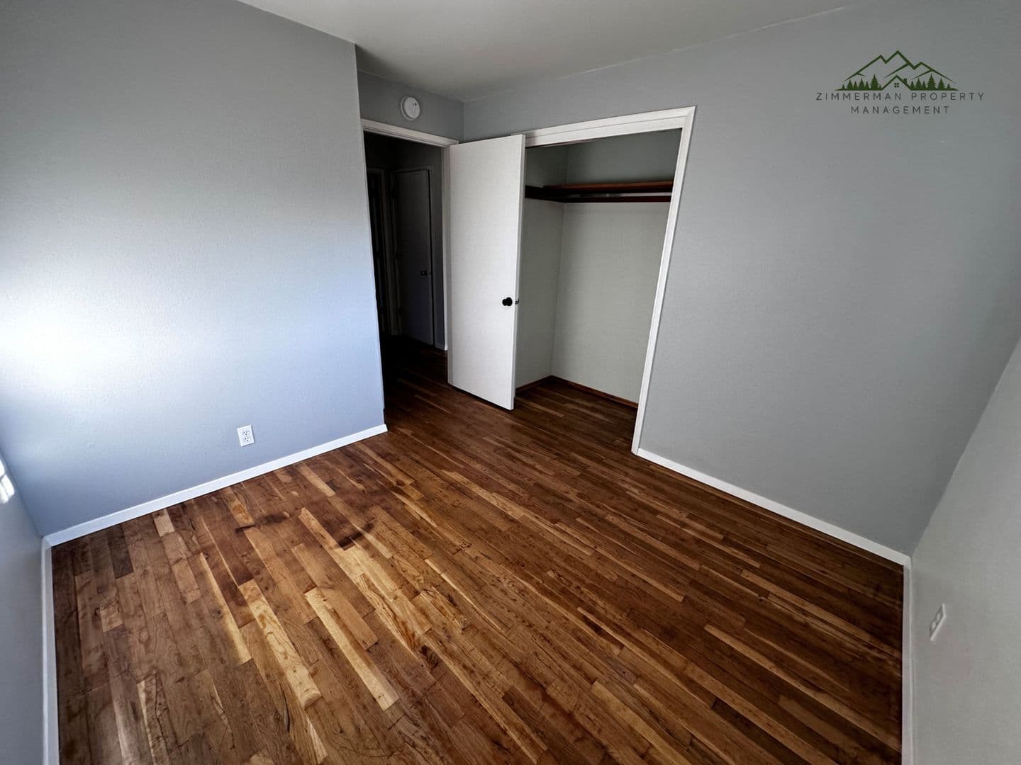 Springfield House: 1139 Custom Way