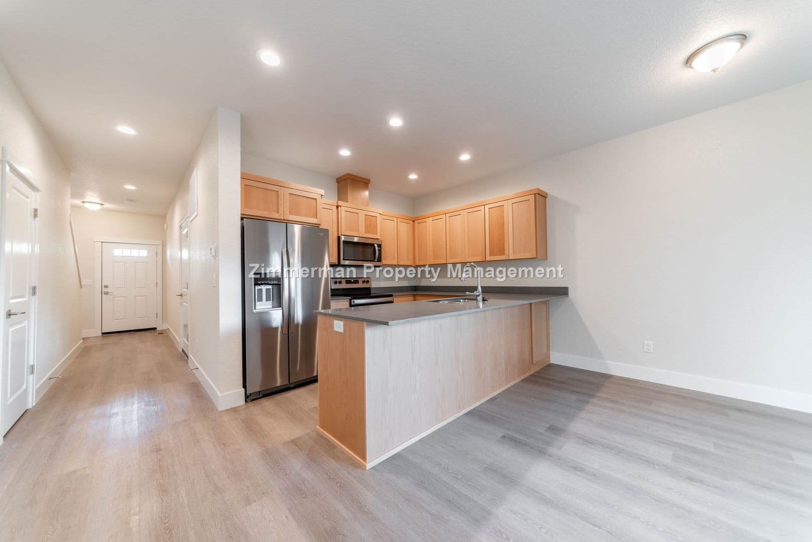 Eugene Apartment: 2608-2610 Ross Lane