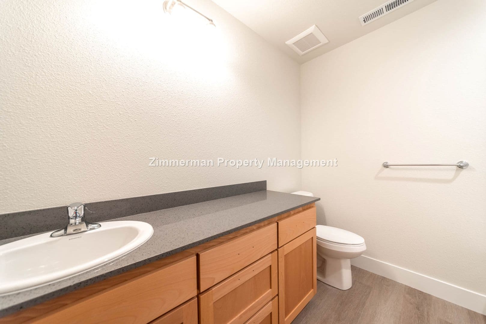 Eugene Apartment: 2608-2610 Ross Lane