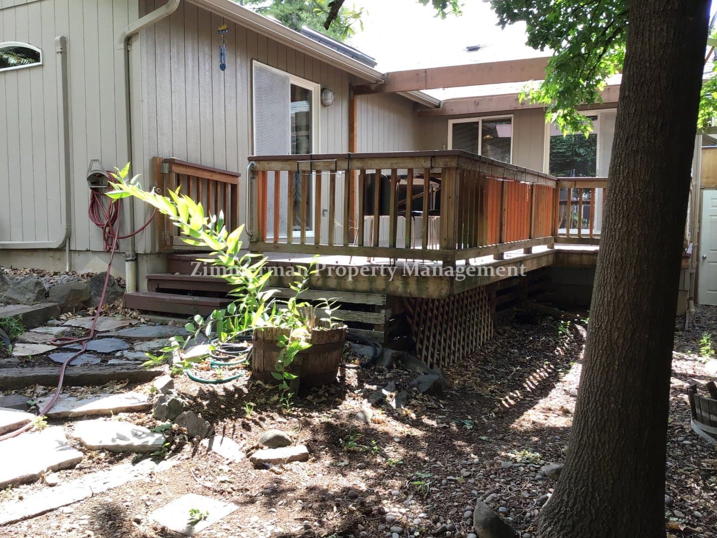 Eugene House: 1757 Oak Patch Road
