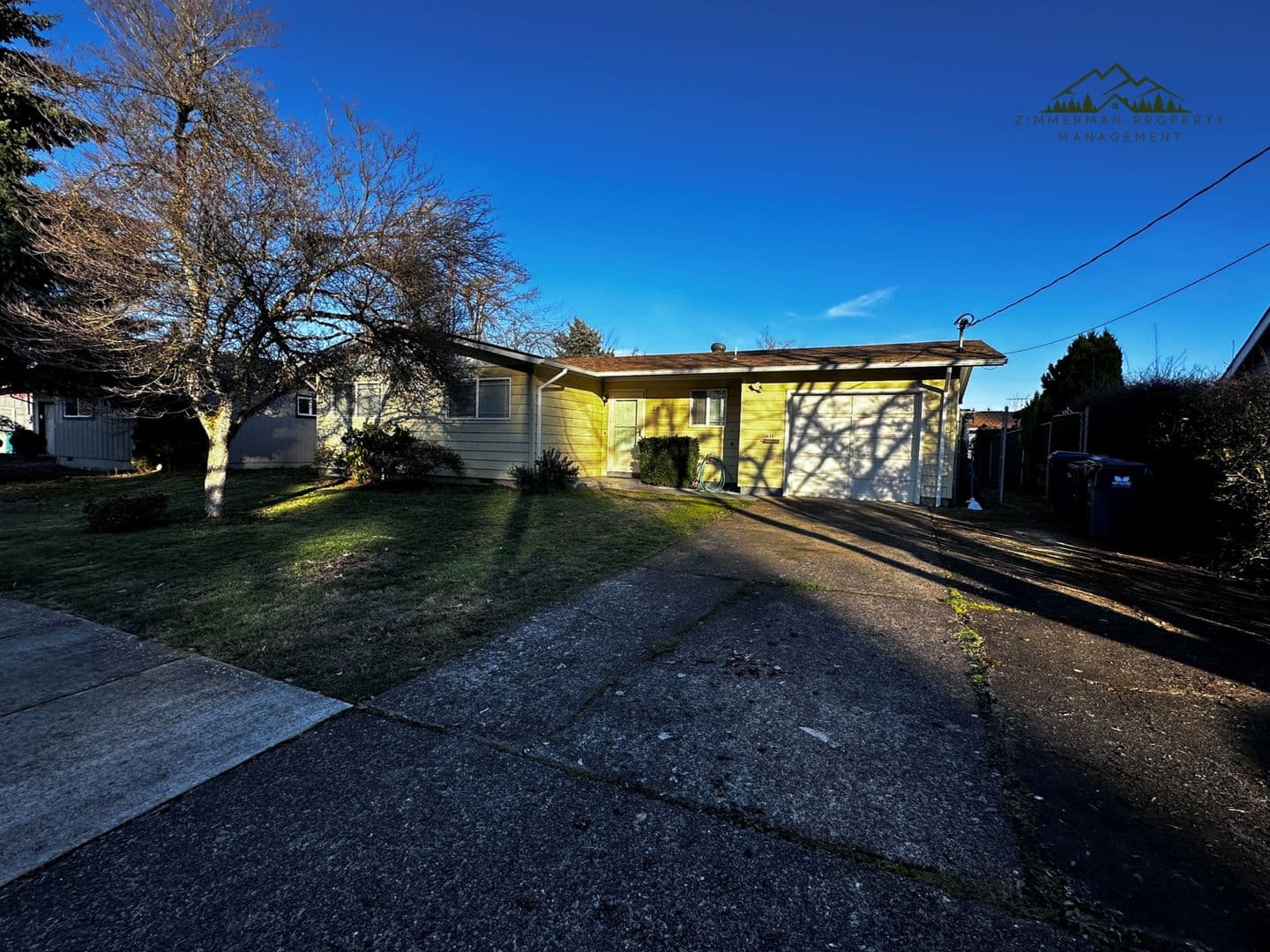 Springfield House: 1139 Custom Way