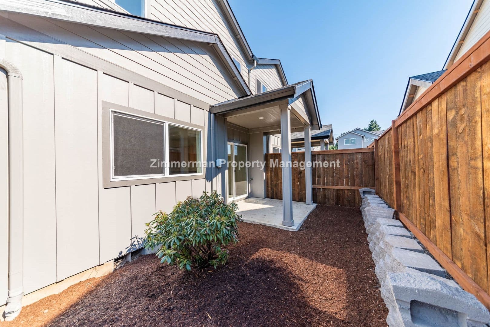 Eugene Apartment: 2608-2610 Ross Lane
