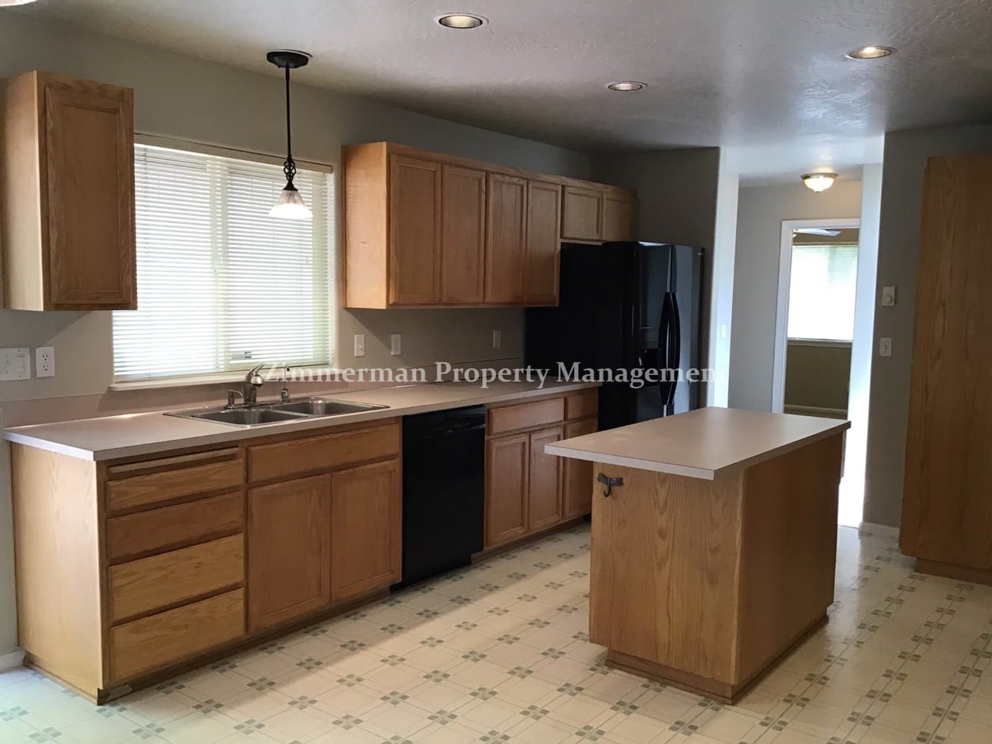Eugene House: 1757 Oak Patch Road