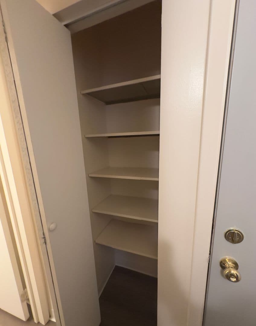 Stillwater Apartment: 1063 Hudson Ave