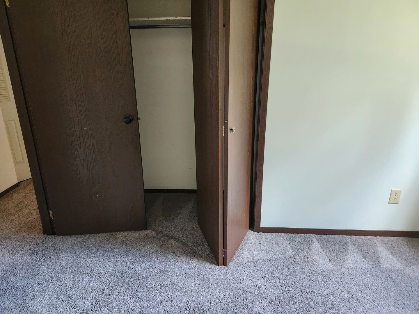 Oneonta Apartment: 120 River St