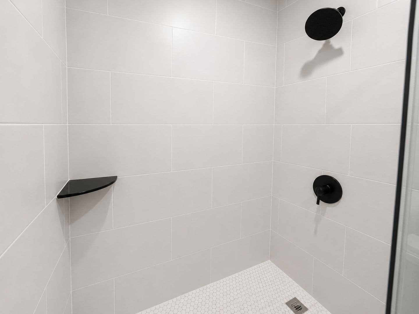 Philadelphia Apartment: 129 S 51st Street 1F