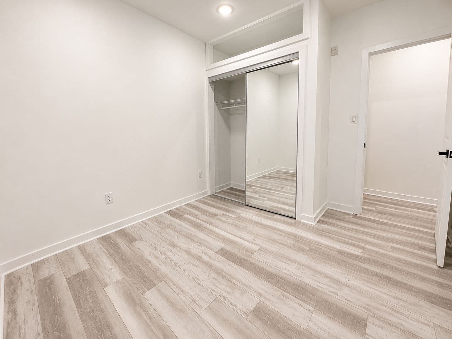 Philadelphia Apartment: 129 S 51st Street 1F