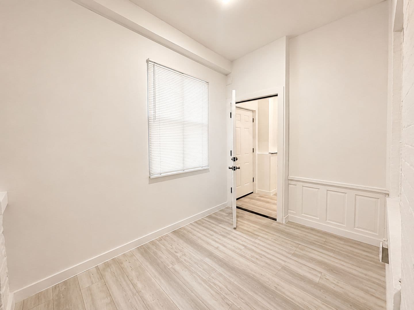 Philadelphia Apartment: 129 S 51st Street 1F