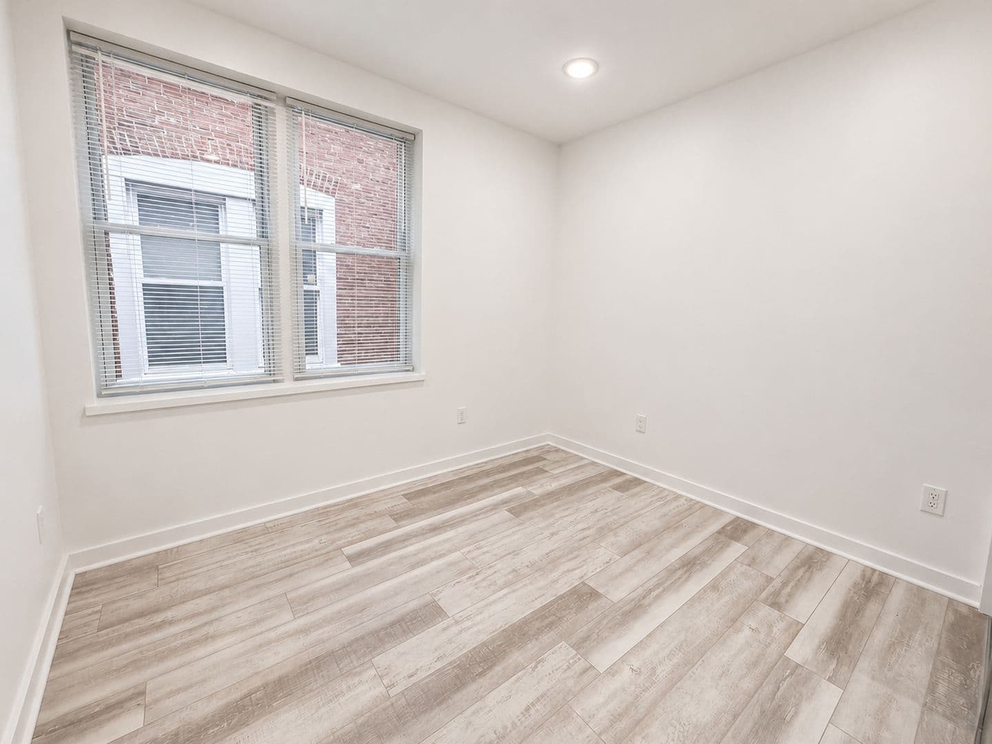 Philadelphia Apartment: 129 S 51st Street 1F