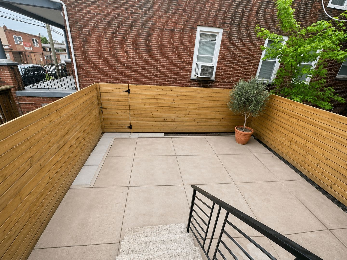 Philadelphia Apartment: 129 S 51st Street 1F